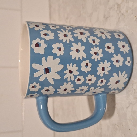 Room Essentials Progress Over Perfection cup - Picture 4 of 7